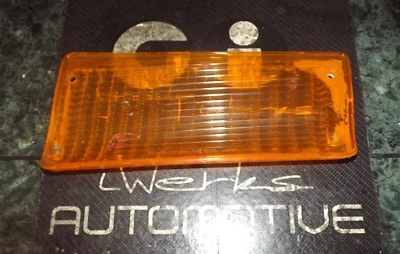 70-72 OEM Toyota Corona Mark II intermitente delantero luz lámpara lente 22-10R Foto 1 de 4