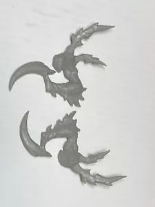 HORDES LEGION EVERBLIGHT HEAVY DRAGONSPAWN CARNIVEAN ARMS Replacement Part - Picture 1 of 3