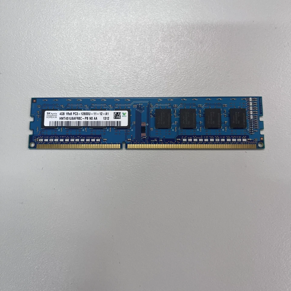 SK Hynix 4GB DDR3 RAM PC3-12800 1600MHz non-ECC Unbuffered CL11 HMT451U6AFR8C-PB - Image 1 of 3