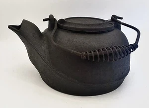 Primitive Cast Iron Steam Kettle / Wood Stove Humidifier Swivel Lid Coil Handle - Picture 1 of 14