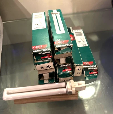 Sylvania LYNX-S 9W 2-pin G23 Type: BL350 Energy Saver - Image 1 of 4