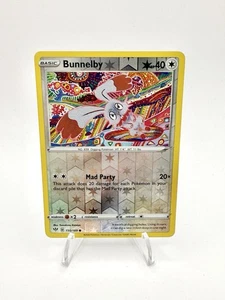 Bunnelby 150/189 Swsh03: Darkness Ablaze Reverse Holo - Imagen 1 de 2