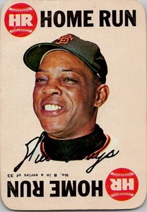 1968 Topps Willie Mays Gigantes de San Francisco Juego Inserto #8 *Pliegue* - Imagen 1 de 2