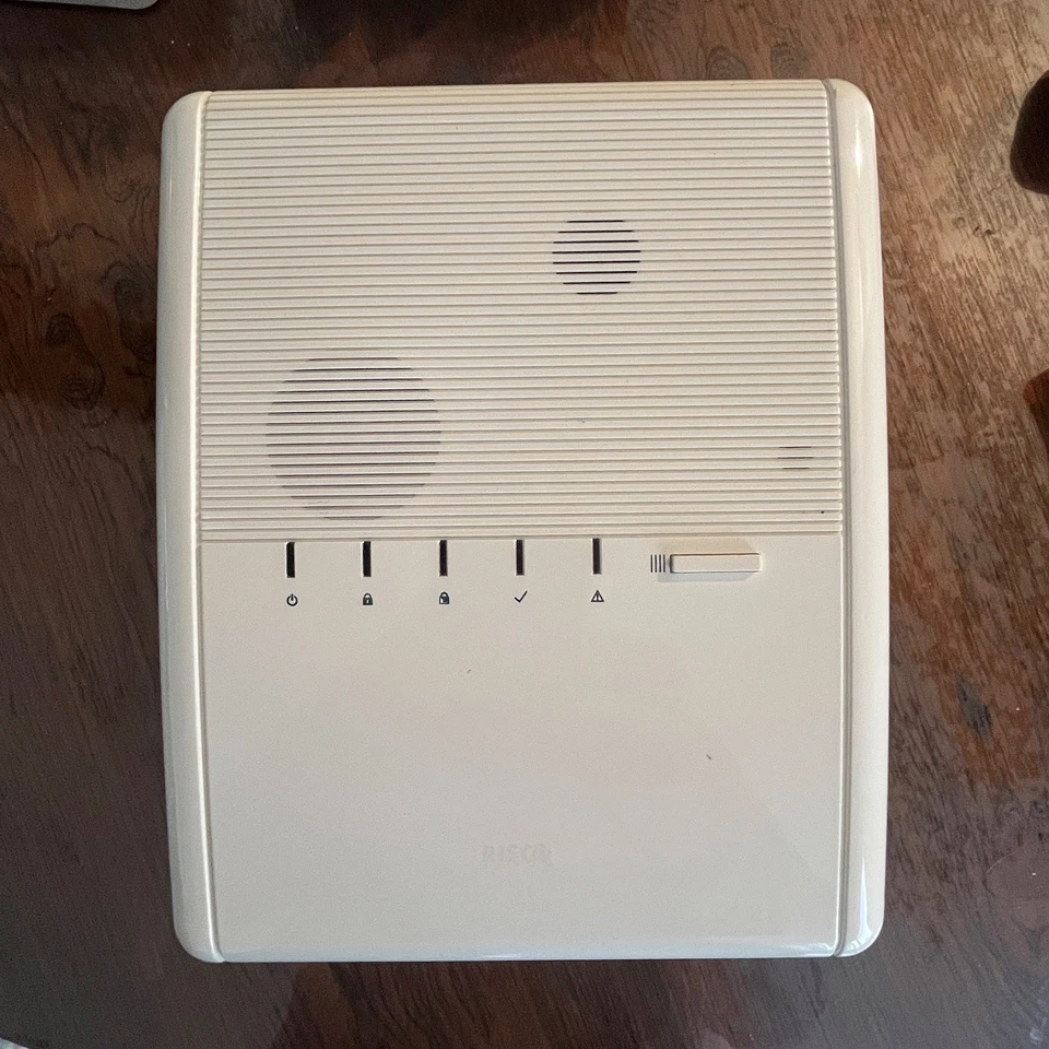 Boitier Alarme Risco Agility 4 code fourni  - Photo 1/2