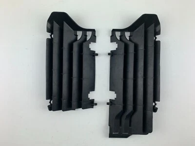 Protectores de persianas de radiador OEM Suzuki para 18-24 RMZ450 Foto 1 de 4
