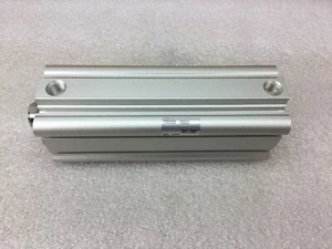SMC CDQ2A32-100DCZ COMPACT CYLINDER 32MM BORE 100MM STROKE NEW NO BOX - Picture 1 of 4