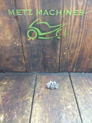 Yamaha V Star 950 XVS950 2014 OEM culata cubierta de hojalata perno accesorios OEM Foto 1 de 3