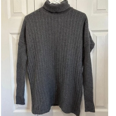 Acogedor suéter de gran tamaño de lana de cordero de lujo gris granate Hill talla XS Foto 1 de 4