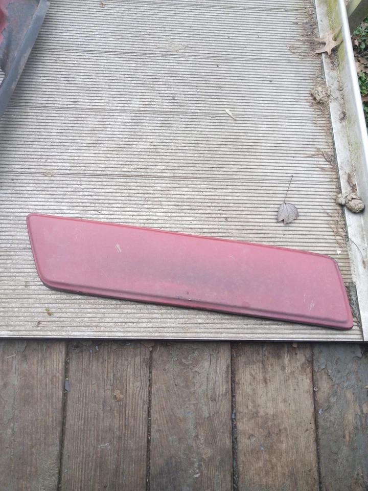 Pontiac Firebird 1982-84 transmisión automática parrilla inserto Foto 1 de 3