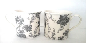 M&S 2er Set schöne graue Blumen Porzellan Tee/Kaffeetassen NEU (unbenutzt) - Bild 1 von 5
