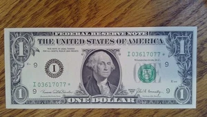1969 C $1 Dollar Federal Reserve Star Note Bill Minneapolis (I) Crisp UNC (077) - Picture 1 of 2
