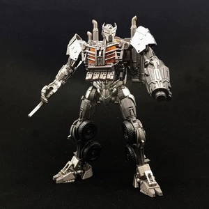 Baiwei TW-1031 Scourge Robot Decepticons Transformable Toys Model Action Figure - Picture 1 of 10