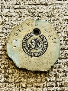 Vintage Disney Pirates Of The Caribbean Doubloon Coin Early Years Rare Treasure - Picture 1 of 2