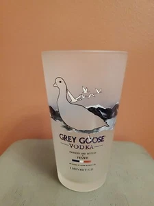 Grey Goose Vodka Frosted Pint Glass Drinking Cup Bottle Logo Drinkware - Picture 1 of 4