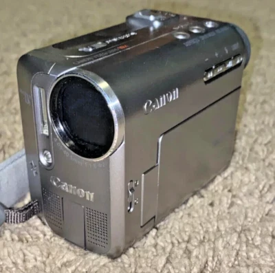 Canon Optura S1 MINI DV Tape Camcorder Video Camera TESTED WORKING - Image 1 of 4