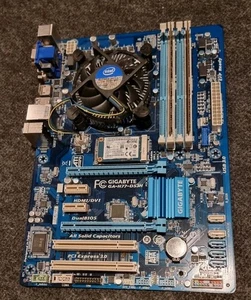 Intel i3-3220t, Gigabyte GA-H77-DS3H, 8GB DDR3 + Kühler - Afbeelding 1 van 2