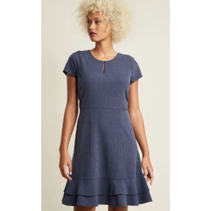 Downeast Damen Fit and Flare Rüschensaum blau Kurzarm Kleid M 6-10 - Bild 1 von 5
