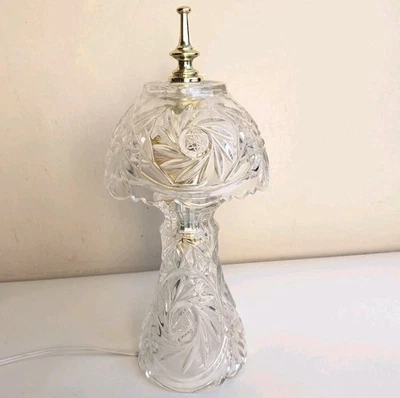 VTG Cut Glass Lead Crystal  Pinwheel Star Bedside Boudoir Desk Lamp 13" - Image 1 of 4