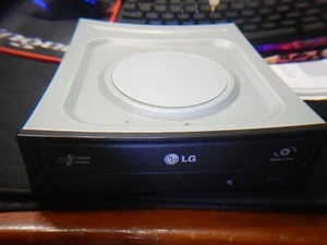 LG GH22NS30 SATA Super Multi DVD±RW ±R Dual Layer 22X Rewriter  sata drive - Picture 1 of 3