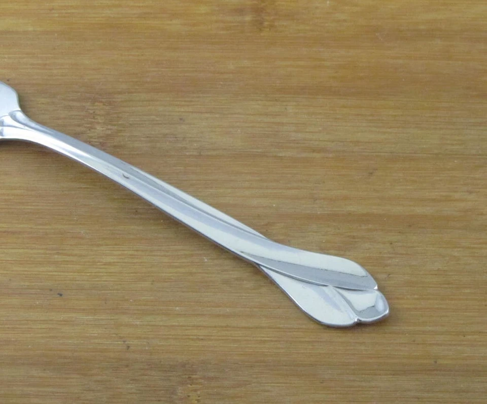 Oneida Stainless TRIBECA USA Glossy CHOICE Flatware Silverware - Image 1 of 1