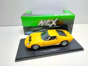 Lamborghini Miura P400 SV Giallo del 1968 - 1/18 Welly - Foto 1 di 7
