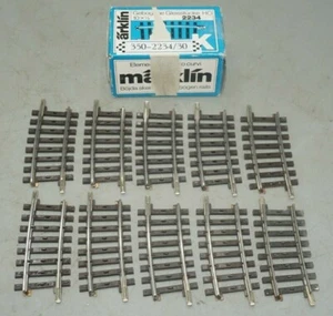 MARKLIN HO SCALE 2234 K TRACK 7 DEGREE CURVED 10 PC IN ORIGINAL BOX - Picture 1 of 2