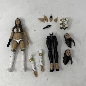 AEW Unrivaled Supreme Collection Dr Britt Baker All Elite Wrestling incompleto t - Foto 1 di 5