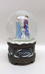 Frozen Snow Globe Anna Elsa Olaf “Let It Go” 10th Anniversary Snow Globe Wind Up - Foto 1 di 24