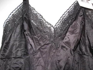 NEW Misses BLACK CAMISOLE 32 VANITY FAIR 32/38 new w/ tag - Picture 1 of 6