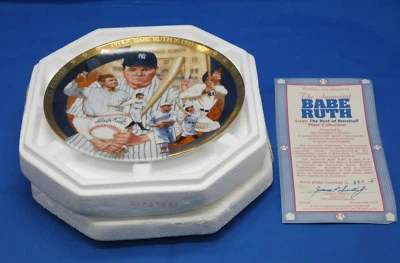 Babe Ruth The Best of Baseball NEW YORK YANKEES Hamilton Collection Plate Gold - Image 1 of 4