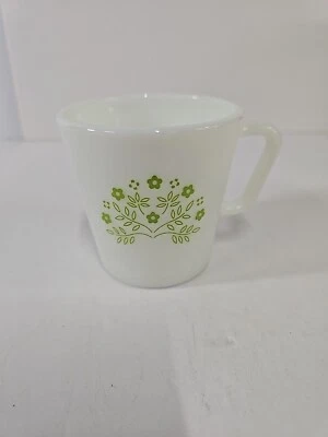 Mid Century Modern Vintage Pyrex Summer Impressions Honey Dew Green - Image 1 of 4