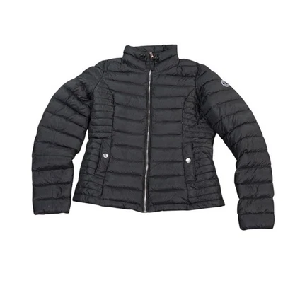 Chaqueta acolchada para mujer Abercrombie & Fitch negra serie plumón pequeña Foto 1 de 4