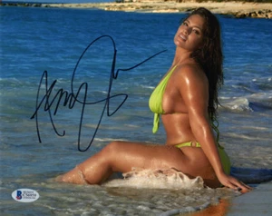 ASHLEY GRAHAM SIGNED 8x10 PHOTO SPORTS ILLUSTRATED SWIMSUIT MODEL BECKETT BAS - Picture 1 of 2