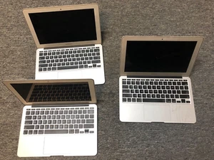 LOT OF 3 A1370 Macbook Air 11" 2011 CRACKED LCD UNTESTED FOR PARTS - Picture 1 of 15
