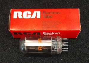 RCA 22BW3 VINTAGE ELECTRON TUBE TV RADIO AUDIO - Picture 1 of 8