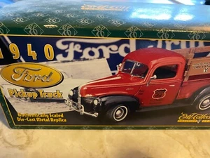 Ertl Prestige Series 1:25 Die-Cast 1940 Ford Pickup Truck - Neu in OVP Limited Edition - Bild 1 von 4