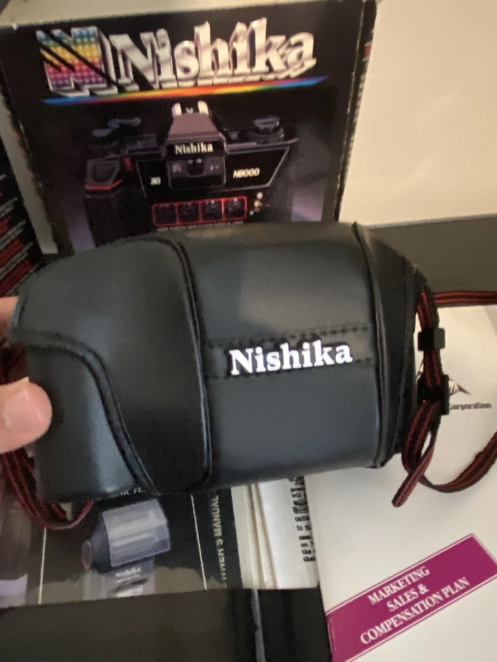 Cámara 3D Nishika N8000 35 mm de colección con doble luz 3000 y kit de distribuidor vendedor Foto 1 de 4
