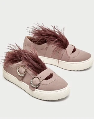 Zapatillas Zara Mujer Gamuza Con Hebilla de Pluma Acento Rosa 7.5 Foto 1 de 4