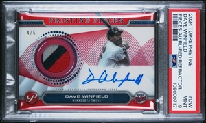 Dave Winfield 2024 Topps piezas prístinas rojo auto reliquia Yankees gemelos #/5 PSA 9 - Imagen 1 de 2