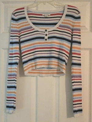 Top de mujer American Eagle grande multicolor a rayas mezcla de algodón manga larga corto Foto 1 de 4