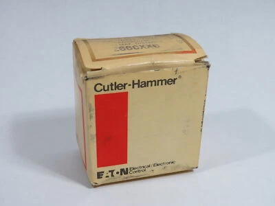 Eaton Cutler-Hammer E66CXX6 Cross Beam Photoelectric Sensor 8mm Distance NEW - Image 1 of 4