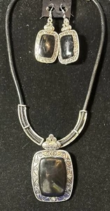 Set collana e orecchini dichiarazione argento e nero # 1047 - Foto 1 di 4