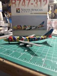Dragon Wings South African Airways Boeing 747-300 ZS-SAJ 55400 1:400 Scale Model - Picture 1 of 5