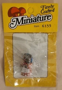 VTG • Finely Crafted Doll House Miniatures • Pig Lady In Apron • #6155 • Sealed! - Picture 1 of 4
