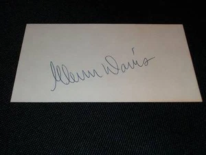 Olympic Track & Field HOF Glenn Davis Auto Signed Vintage 3x5 Index Card M7 - Picture 1 of 1