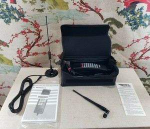 Mint Cond. Motorola SCN2500A Vintage mobile Phone w/case Ant. Car Adpt. Works!