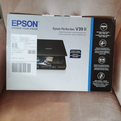 Epson Perfection V39 II Compact Flatbed Photo Document Scanner 4800 dpi - Image 1 of 4