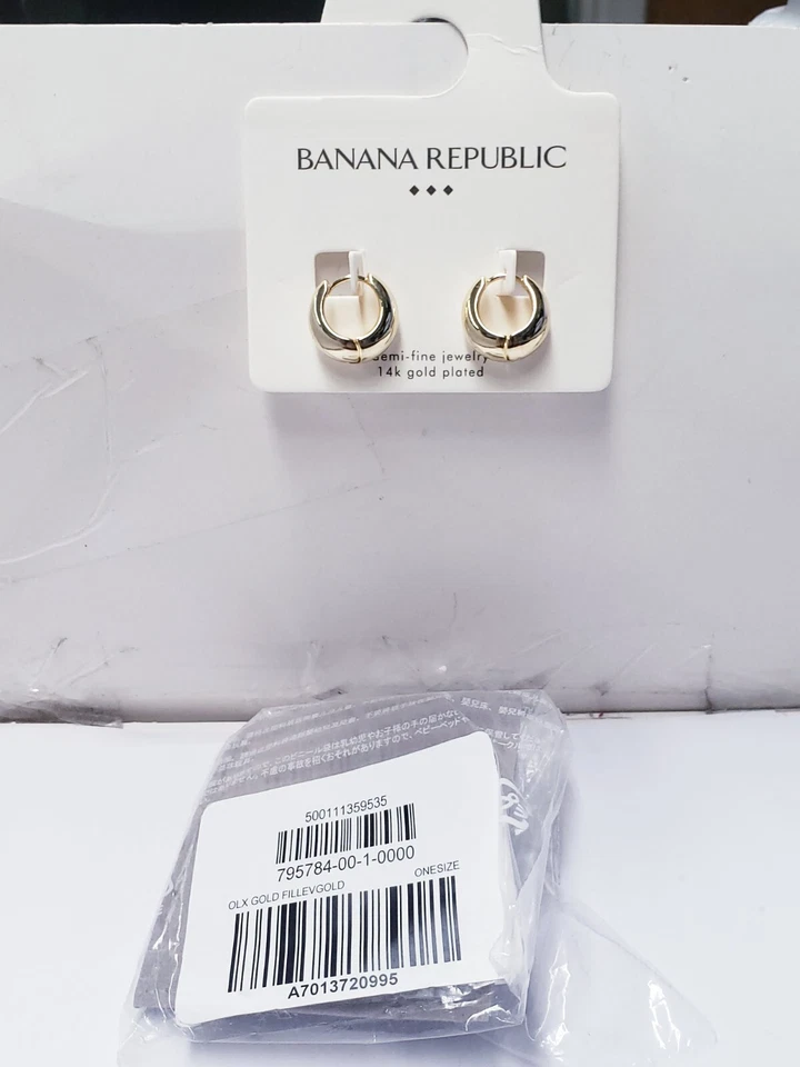 PENDIENTE HUGGIE CHAPADO EN ORO 14K Banana Republic Foto 1 de 4