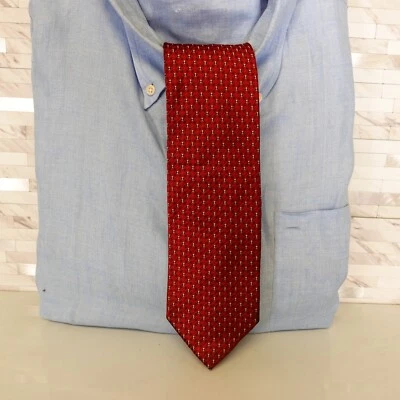 Corbata de cuello Brick House para hombre roja geométrica seda maciza lujo mínima granadina Foto 1 de 4