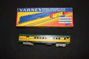 Varney HO Car Green and Yellow Metal And Wood Passenger PA-33